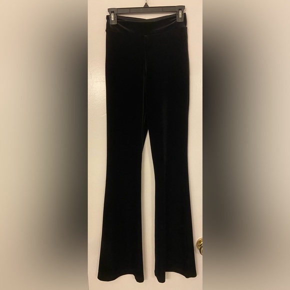 Commando Velvet Flare Leggings Black Size Medium - Picture 4 of 7